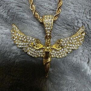 14ct Gold Angel On 14 Ct Gold 18 In Chain